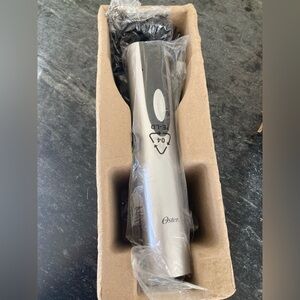 Oster Silver Chrome Electric Wine Bottle Opener & Foil Cutter Model FPSTBW8207-S